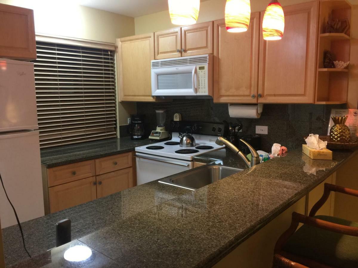 9B Ekahi Village-Studio Bath, Garden View - 1 Minute Stroll To Beach! Wailea  Exterior photo